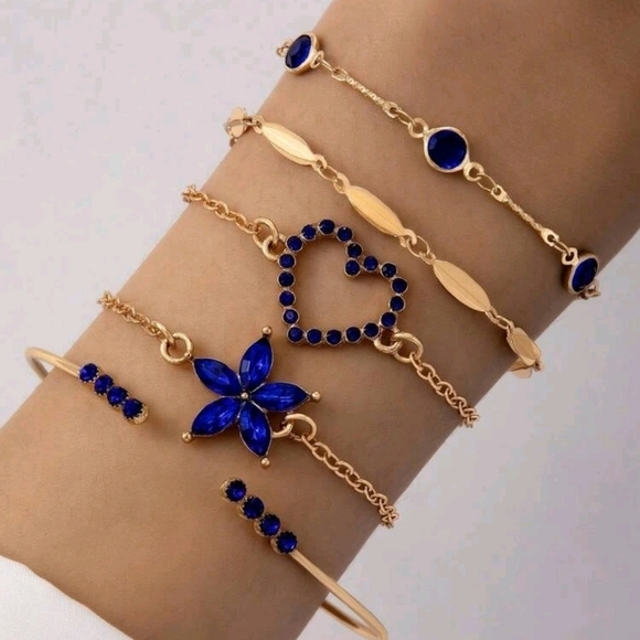 5pcs/set gold color  Rhinestone bohemain Flower & Heart Decor Bracelet for woman - Picture 1 of 5